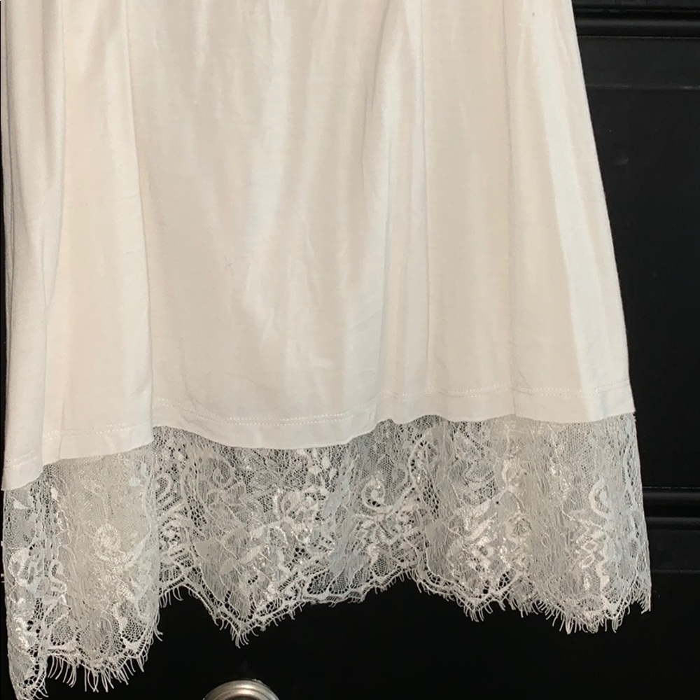 Lace Tank - Picture 2 of 2